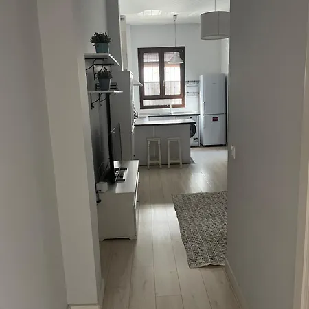 Traditional House In Triana Апартаменты